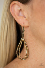 Load image into Gallery viewer, Paparazzi Accessories ⚘ Catwalk Queen - Brass Necklace⚘ Flat Rate Ship $4.50 ⚘