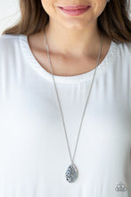 Load image into Gallery viewer, Paparazzi Accessories ⚘ Gleaming Gardens - Silver Necklace⚘ Flat Rate Ship $4.50 ⚘