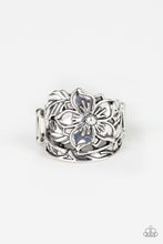 Load image into Gallery viewer, pittmanbling-and-jewelry-inc-presentshibiscus-highland-silver-ring-paparazzi-accessories