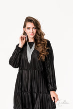 Load image into Gallery viewer, Paparazzi Accessories ⚘ Defiant ⚘ Flat Rate Ship $4.50 ⚘