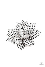 Load image into Gallery viewer, pittmanbling-and-jewelry-inc-presentsspringtime-social-white-5048-paparazzi-accessories