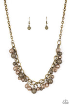 Load image into Gallery viewer, pittmanbling-and-jewelry-inc-presentsthe-grit-crowd-green-necklace-paparazzi-accessories