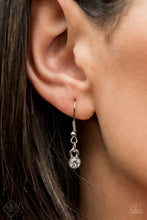 Load image into Gallery viewer, Paparazzi Accessories ❋All The Worlds My Stage Necklace❋ Flat Rate Ship $4.50❋
