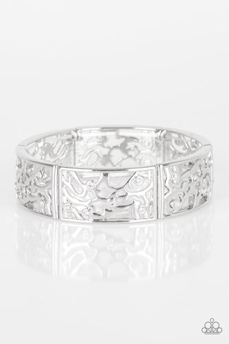 pittmanbling-and-jewelry-inc-presentsyours-and-vine-white-bracelet-paparazzi-accessories