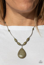 Load image into Gallery viewer, Paparazzi Accessories ⚘ Explore The Elements - Green Necklace⚘ Flat Rate Ship $4.50 ⚘
