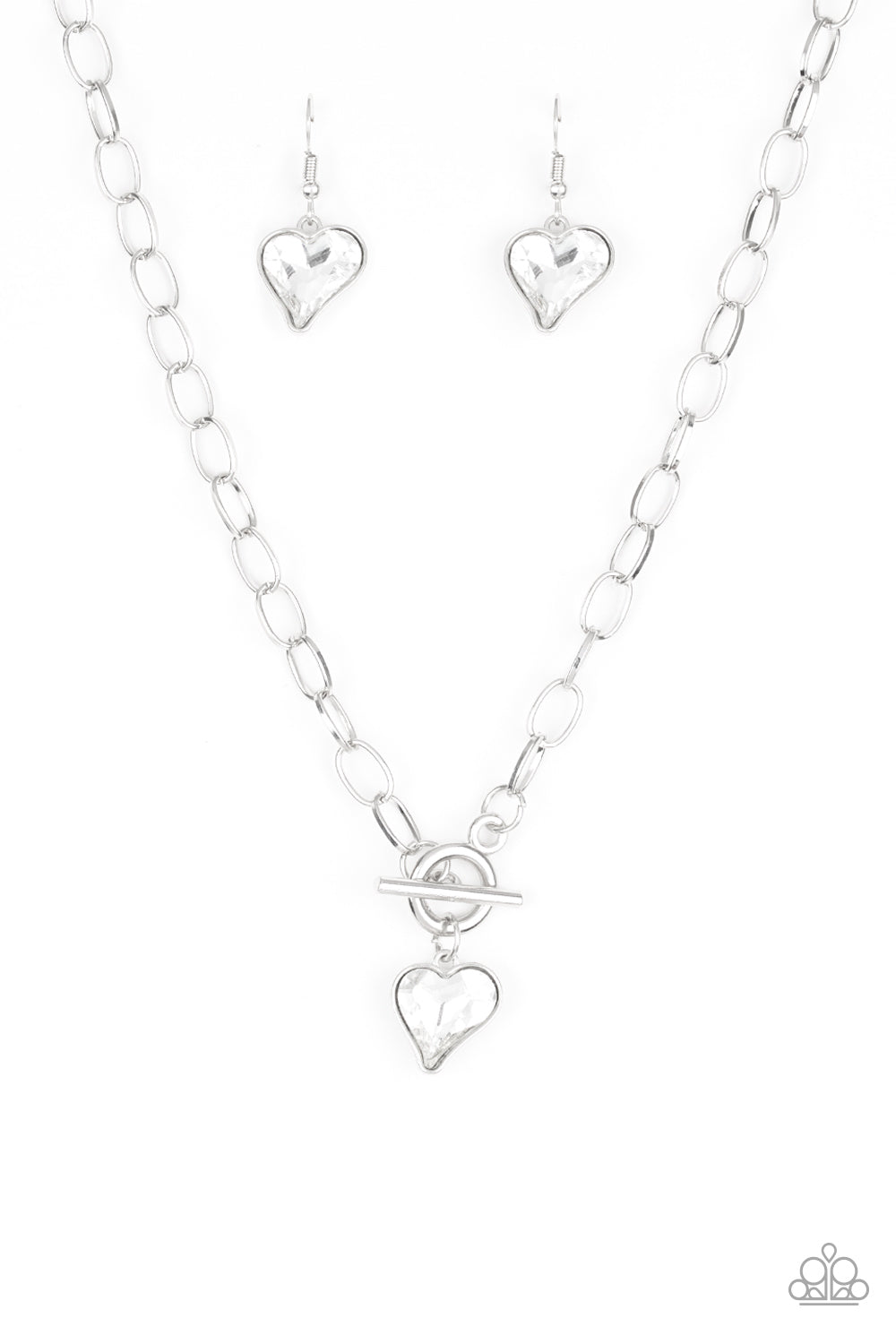 pittmanbling-and-jewelry-inc-presentsprinceton-princess-white-necklace-paparazzi-accessories