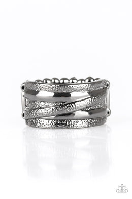 pittmanbling-and-jewelry-inc-presentsrise-and-shine-black-ring-paparazzi-accessories
