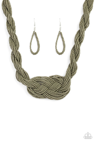 pittmanbling-and-jewelry-inc-presentsa-standing-ovation-green-necklace-paparazzi-accessories