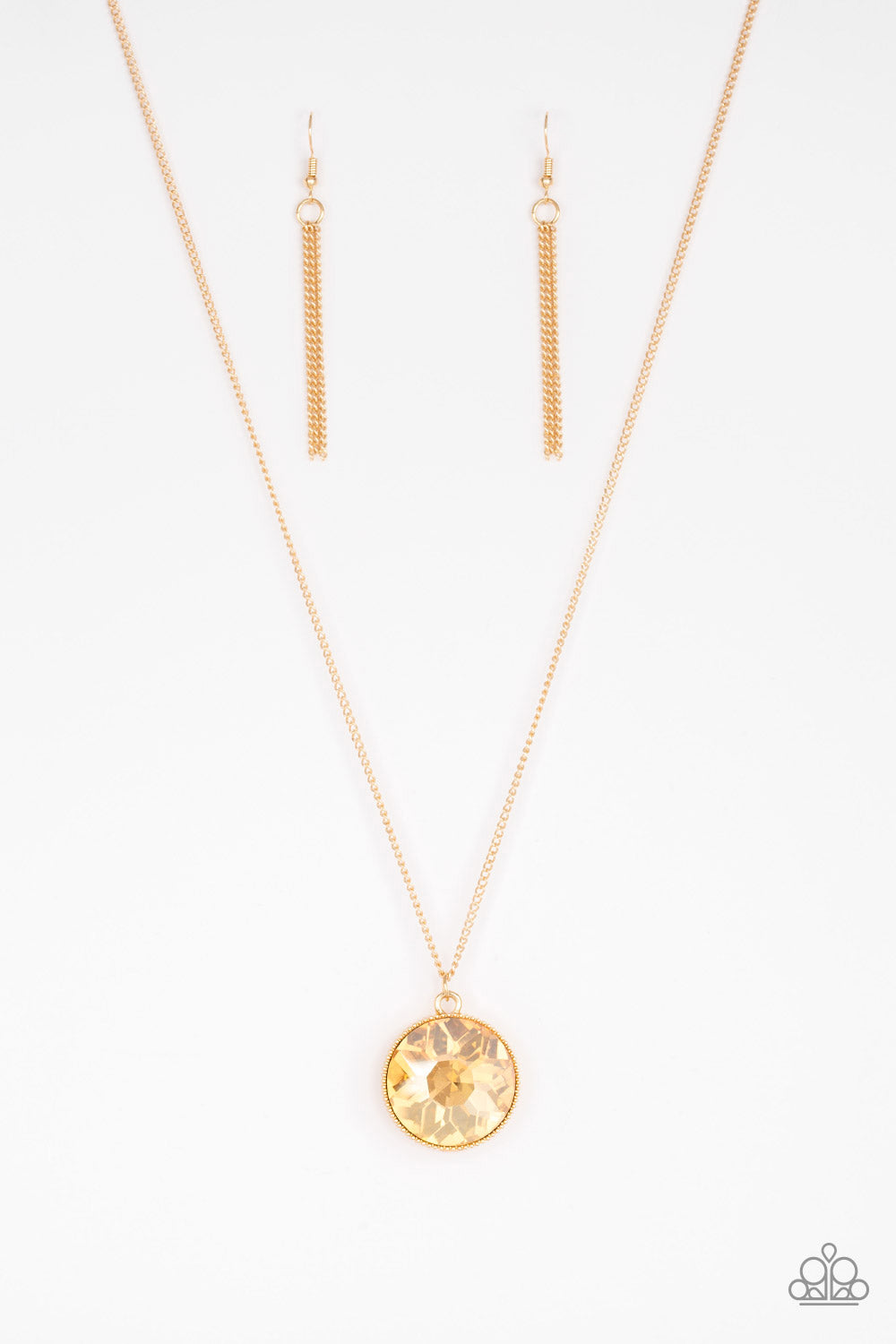 pittmanbling-and-jewelry-inc-presentsdauntless-diva-gold-necklace-paparazzi-accessories