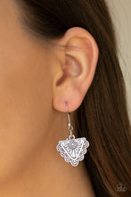 Load image into Gallery viewer, Paparazzi Accessories ❋Might and MANE - Orange Necklace❋ Flat Rate Ship $4.50❋
