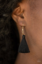 Load image into Gallery viewer, Paparazzi Accessories ❋The MANE Event - Gold Necklace❋ Flat Rate Ship $4.50❋
