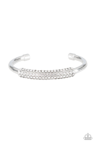 pittmanbling-and-jewelry-inc-presentsday-to-day-dazzle-white-bracelet-paparazzi-accessories