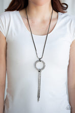 Load image into Gallery viewer, Paparazzi Accessories ⚘ Not A HEIR Out Of Place - Black Necklace⚘ Flat Rate Ship $4.50 ⚘
